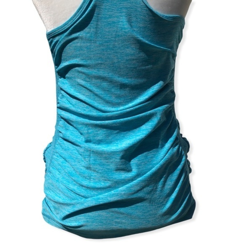 5 for $25 ❄️ Old Navy Maternity Racerback Tank Top Medium - Picture 3 of 5